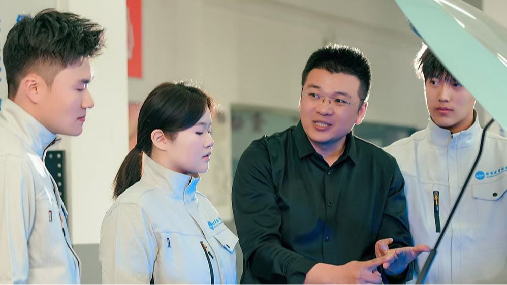 汽建公司经理说